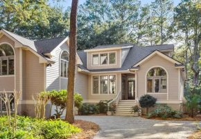 39 Off Shore - Stunning Home in Palmetto Dunes, with Private Pool, Hot Tub, Golf, and Beach Access